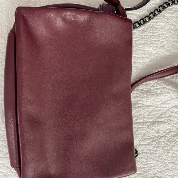 Nicole bag. Crossbody bag. Burgundy color. Perfect condition - Picture 4 of 4